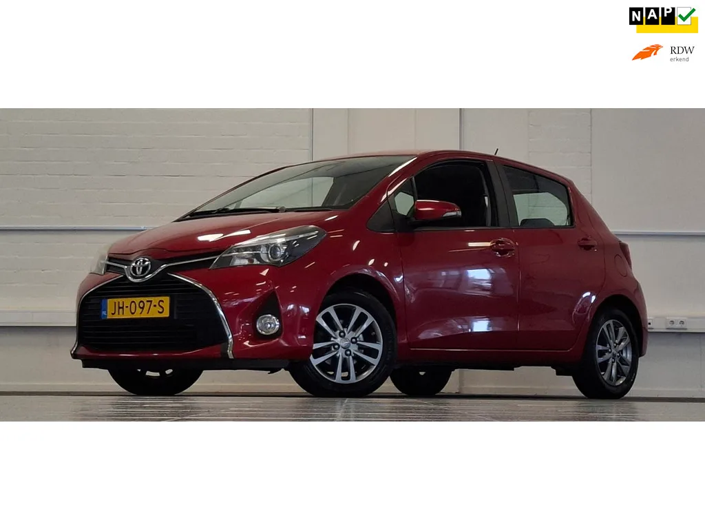 Toyota Yaris (2016) — foto 1