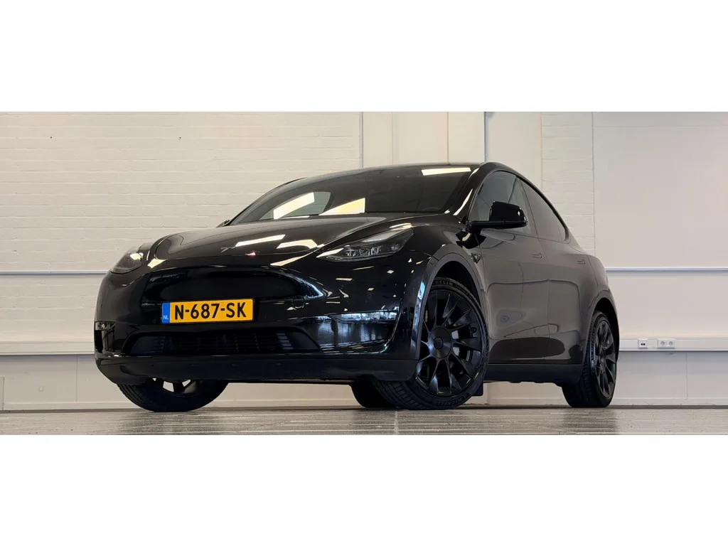 Tesla Model Y (2021) — foto 1
