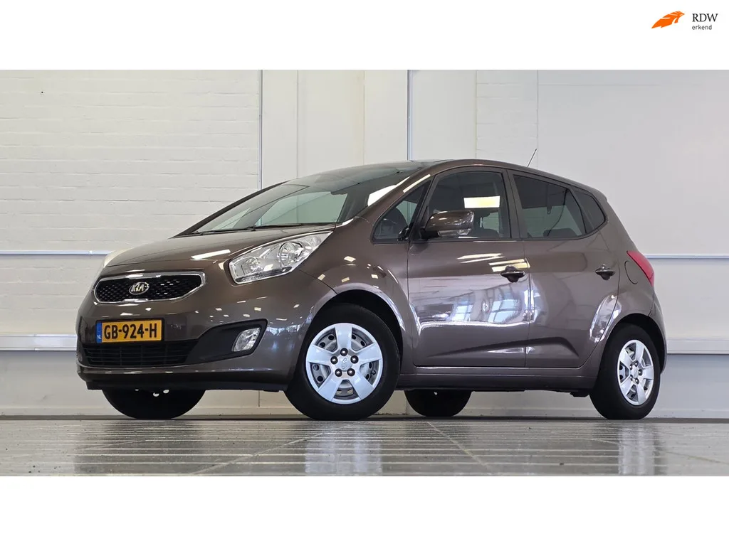 Kia Venga (2015) — foto 1