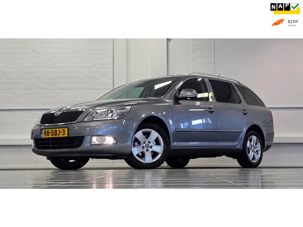 Škoda Octavia (2011) — foto 1