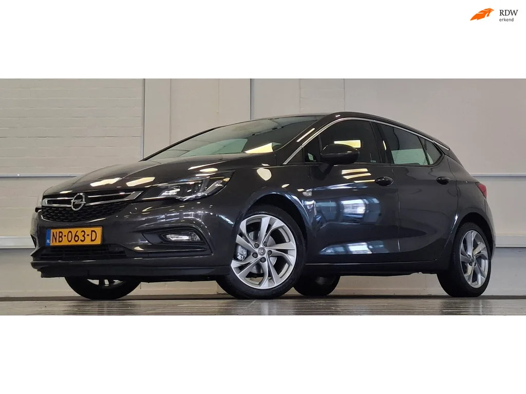 Opel Astra (2016) — foto 1