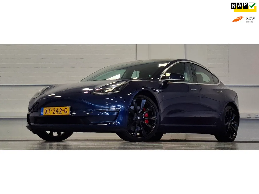 Tesla Model 3 (2019) — foto 1