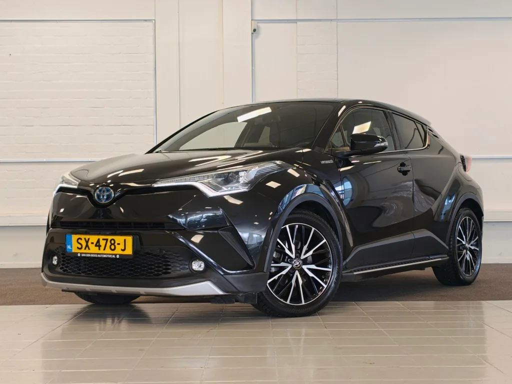 Toyota C-HR (2018) — foto 1