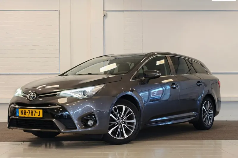 Toyota Avensis (2016)