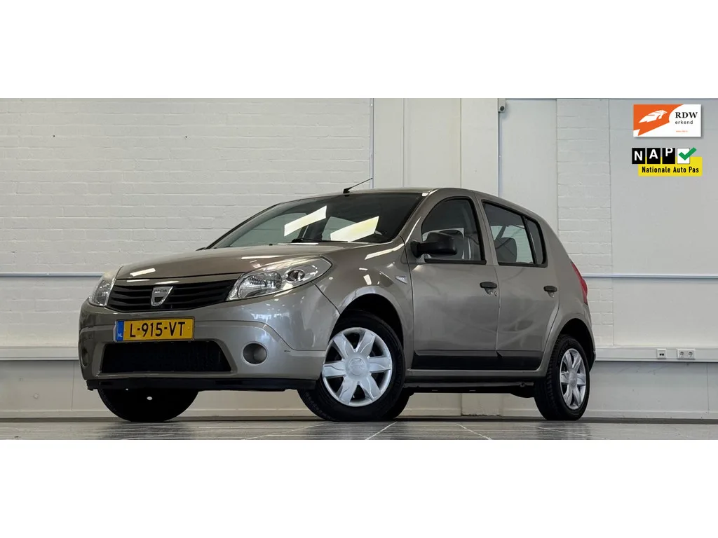 Dacia Sandero (2010) — foto 1