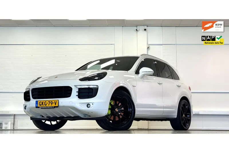 Porsche Cayenne (2016)