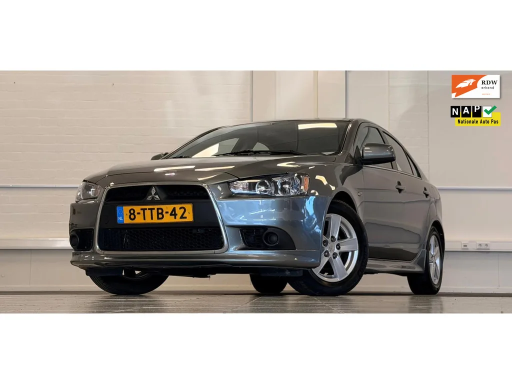 Mitsubishi Lancer (2014) — foto 1