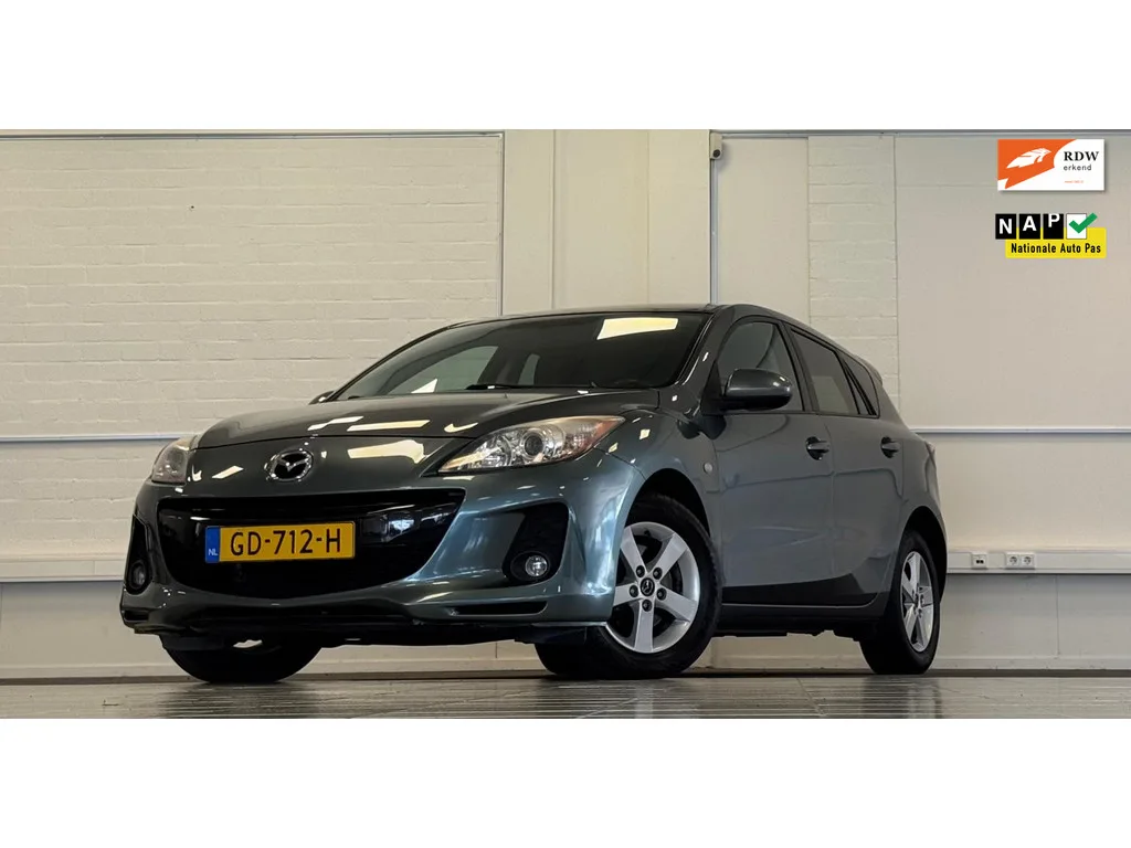 Mazda 3 (2013) — foto 1