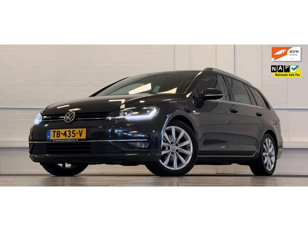 Volkswagen Golf (2018) — foto 1