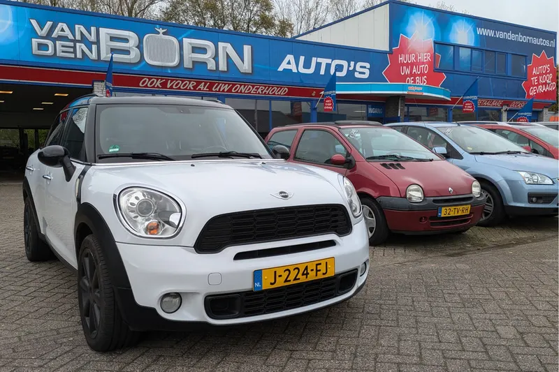 MINI Countryman (2011)