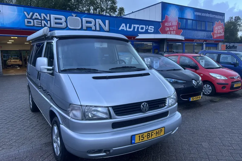 Volkswagen Caravelle (2002)