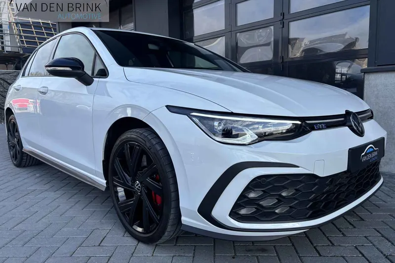 Volkswagen Golf (2022)