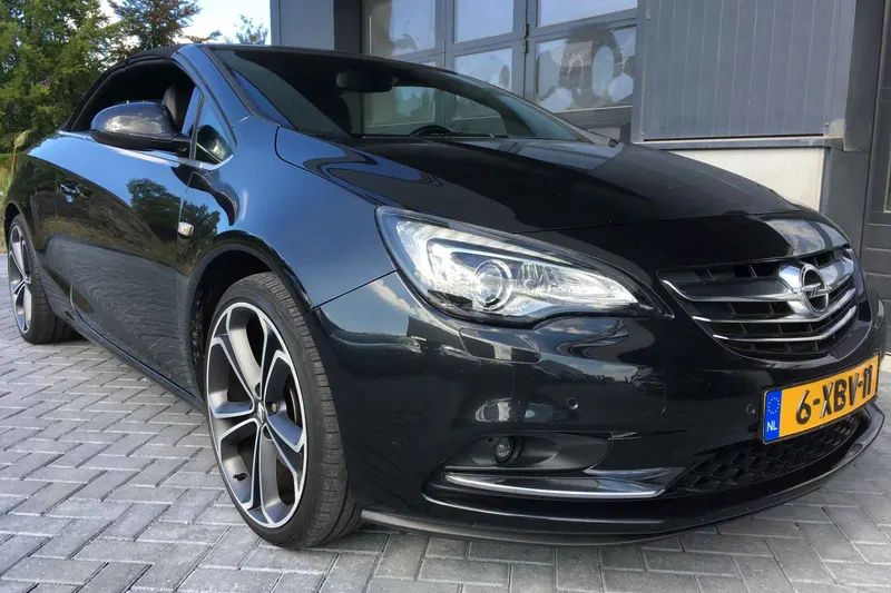 Opel Cascada (2014)