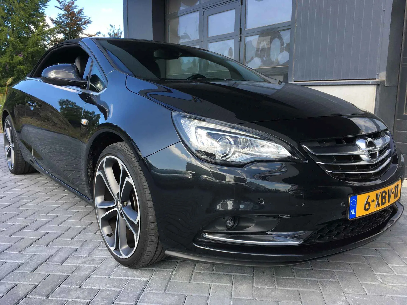 Opel Cascada (2014) — foto 1