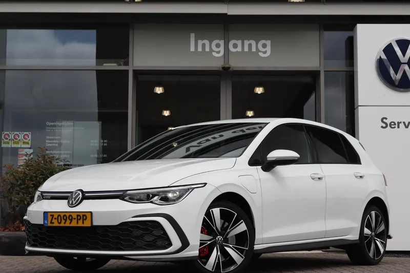 Volkswagen Golf (2022)