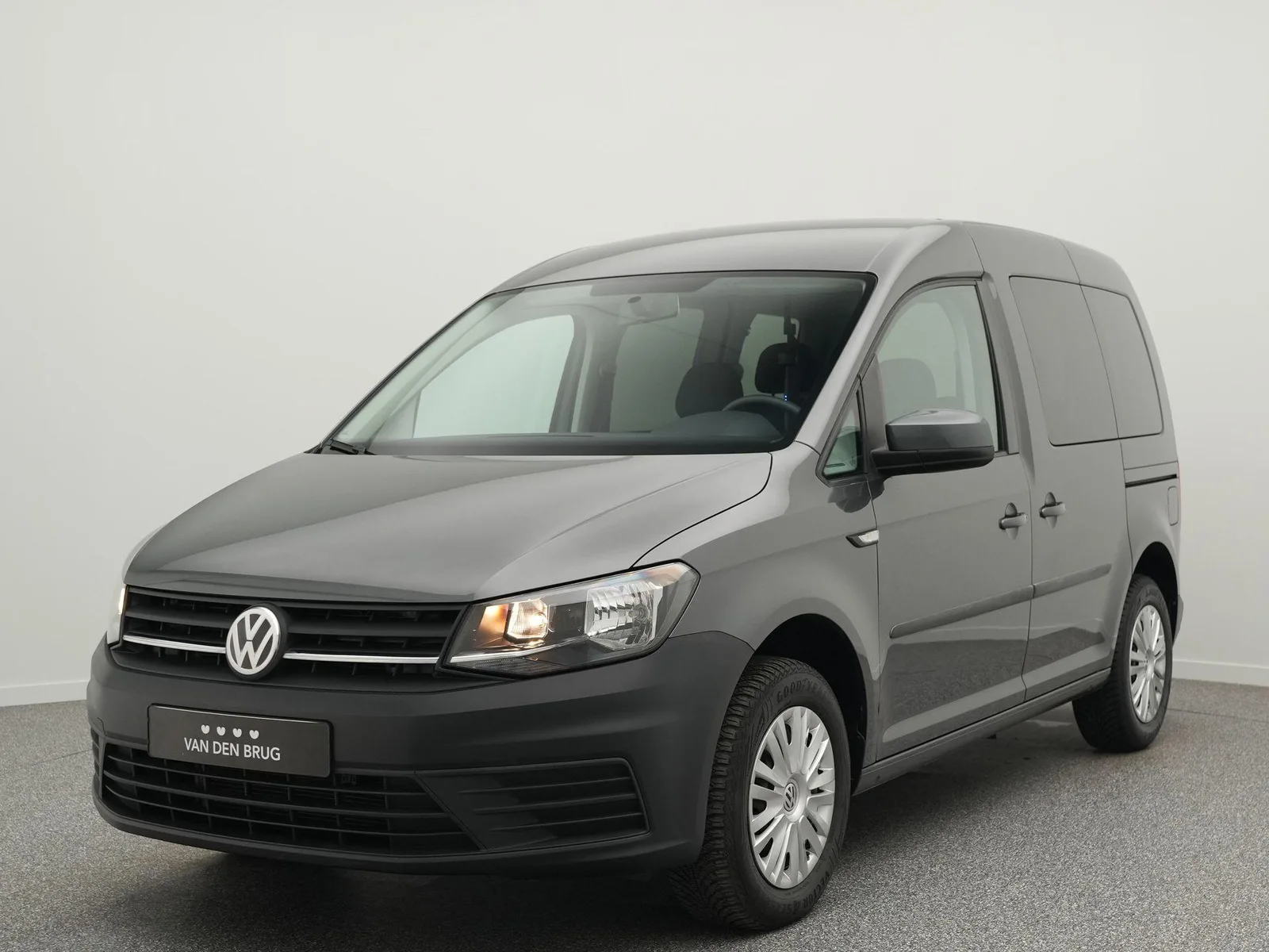 Volkswagen Caddy (2018) — foto 1