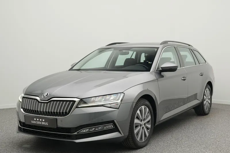 Škoda Superb (2022)
