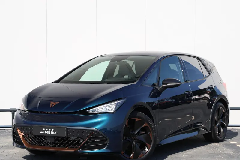 CUPRA Born (2024)