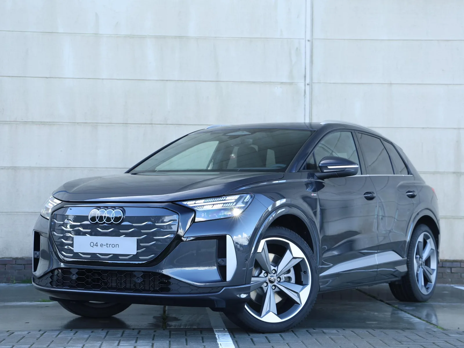 Audi Q4 e-tron (2026) — foto 1