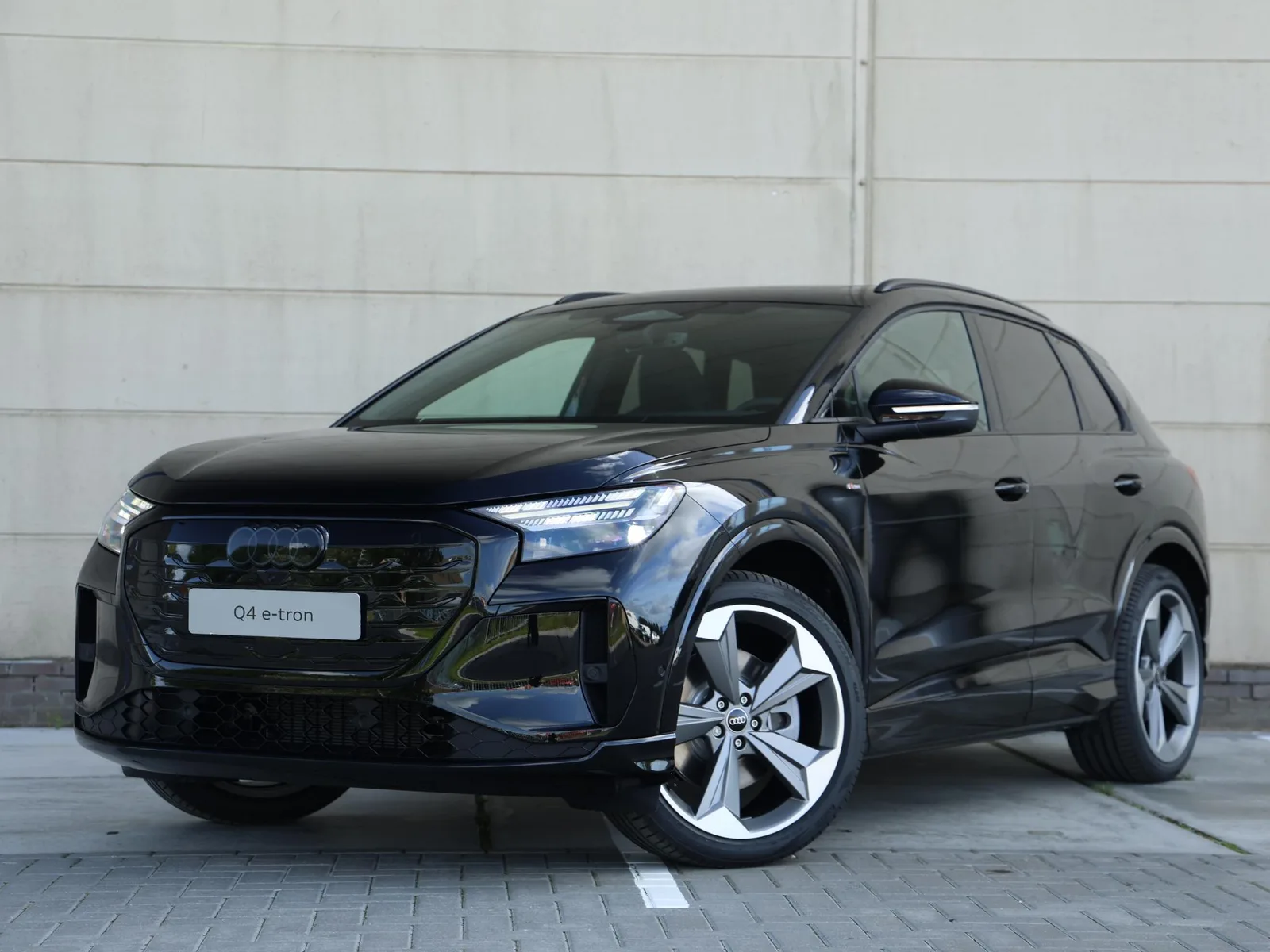 Audi Q4 e-tron (2026) — foto 1