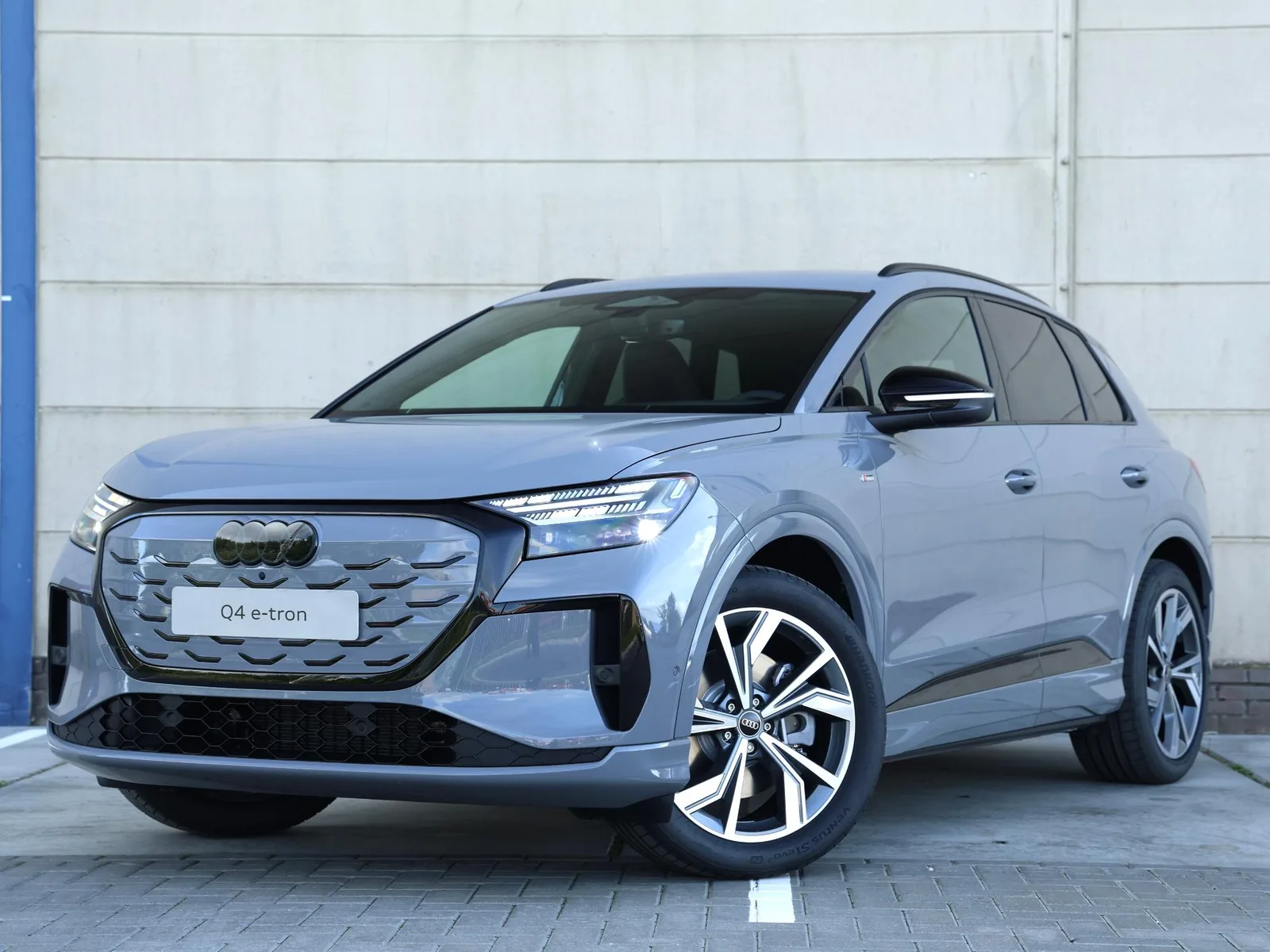 Audi Q4 e-tron (2026) — foto 1