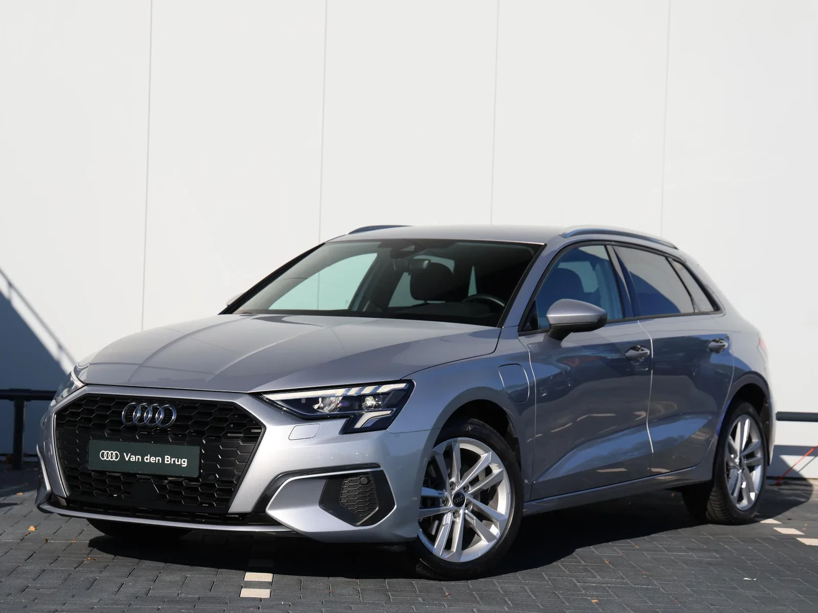 Audi A3 (2024) — foto 1