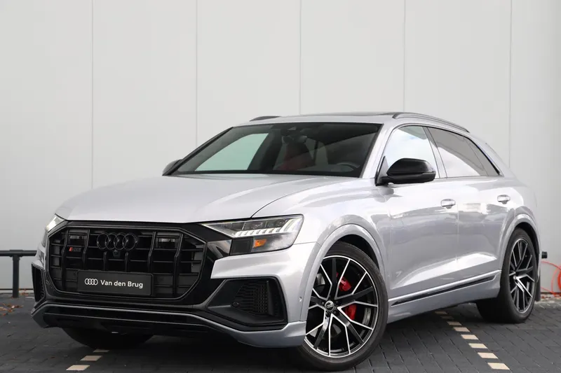 Audi Q8 (2022)