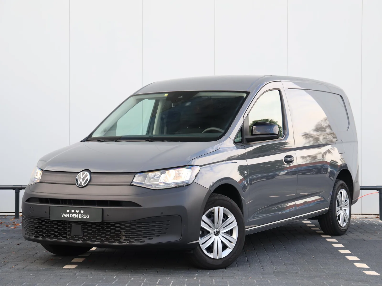Volkswagen Caddy (2024) — foto 1