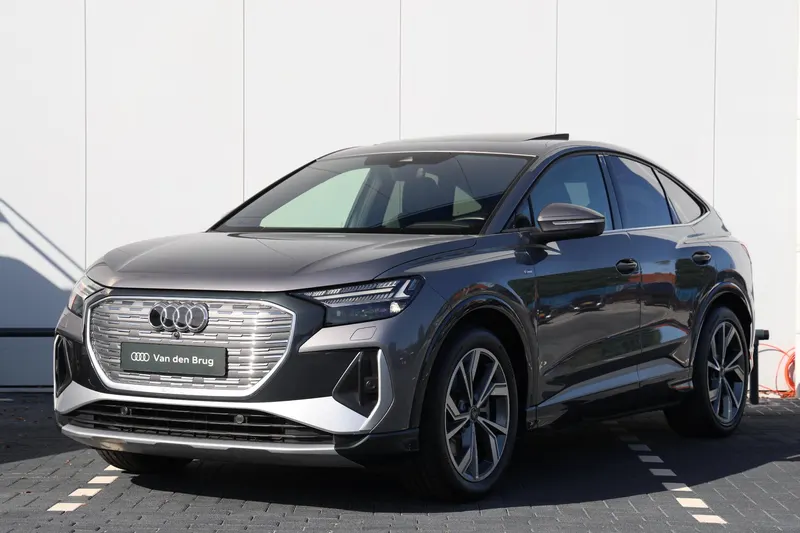 Audi Q4 e-tron (2024)