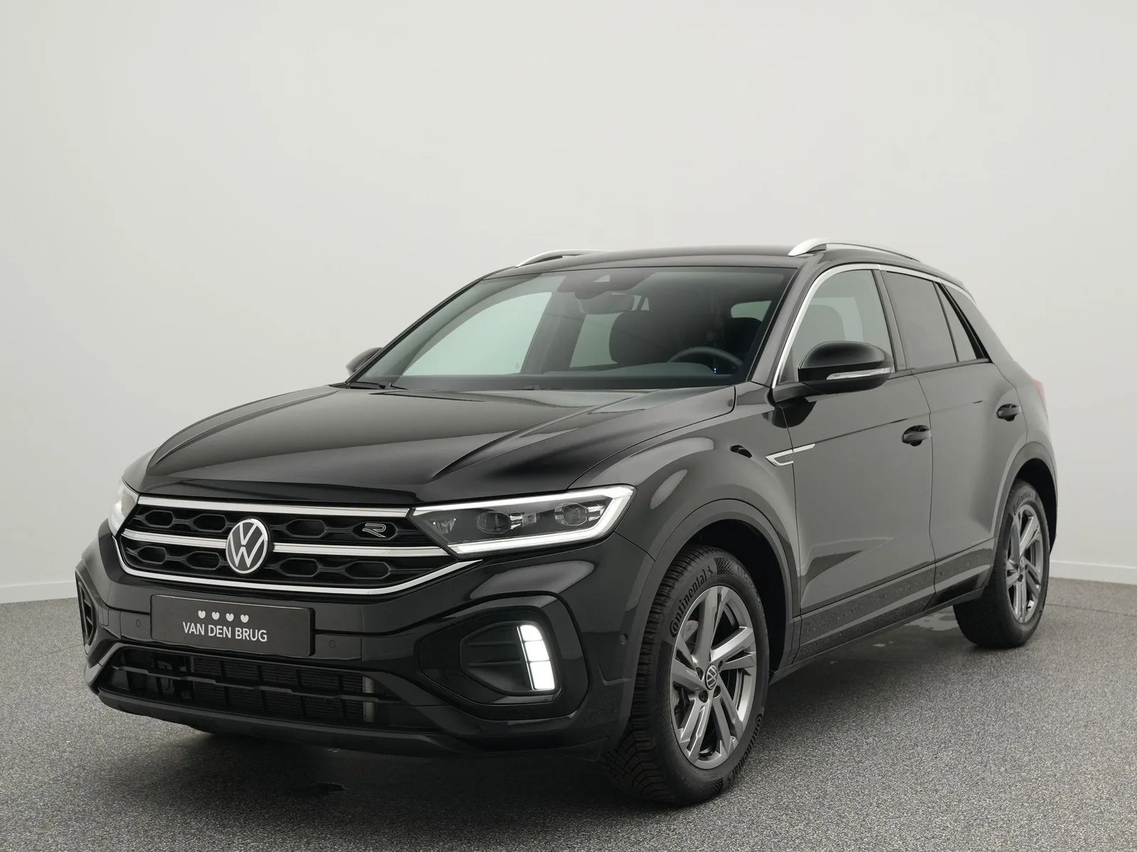 Volkswagen T-Roc (2025) — foto 1