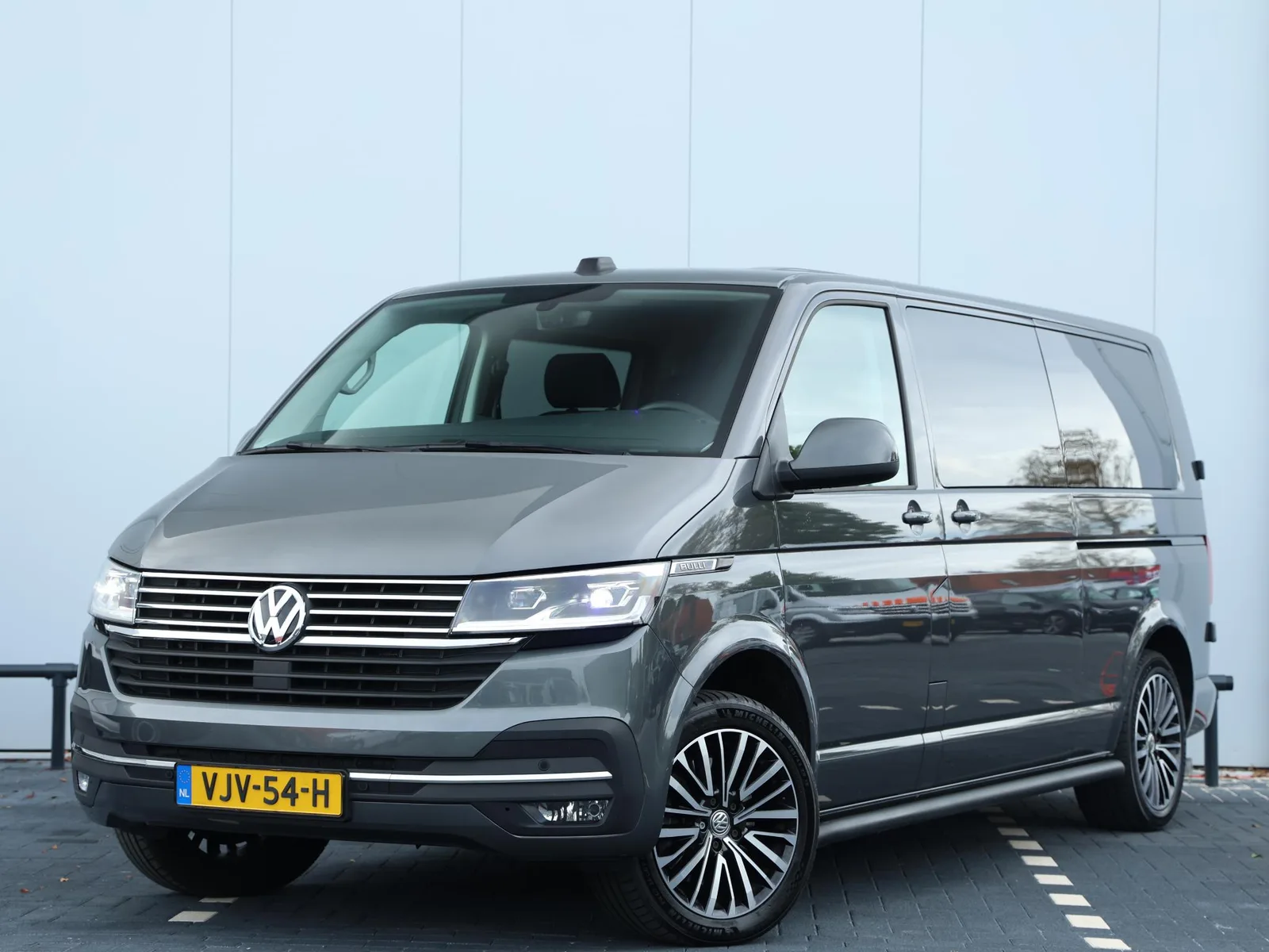 Volkswagen Transporter (2021) — foto 1