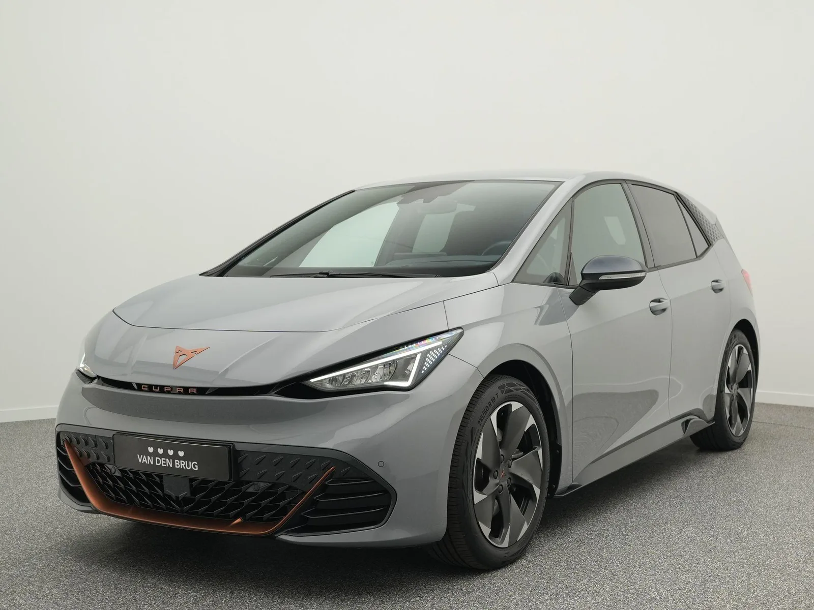 CUPRA Born (2023) — foto 1