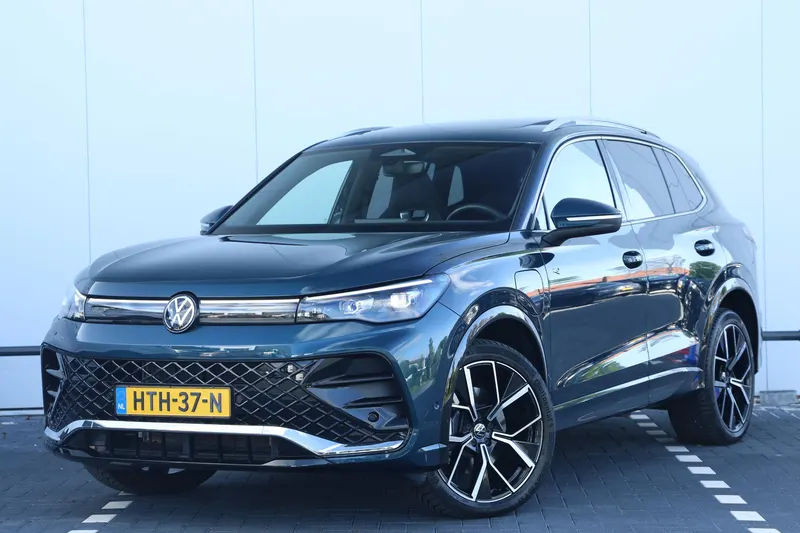 Volkswagen Tiguan (2025)