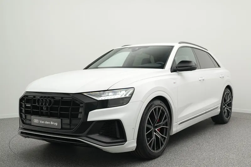 Audi Q8 (2022)