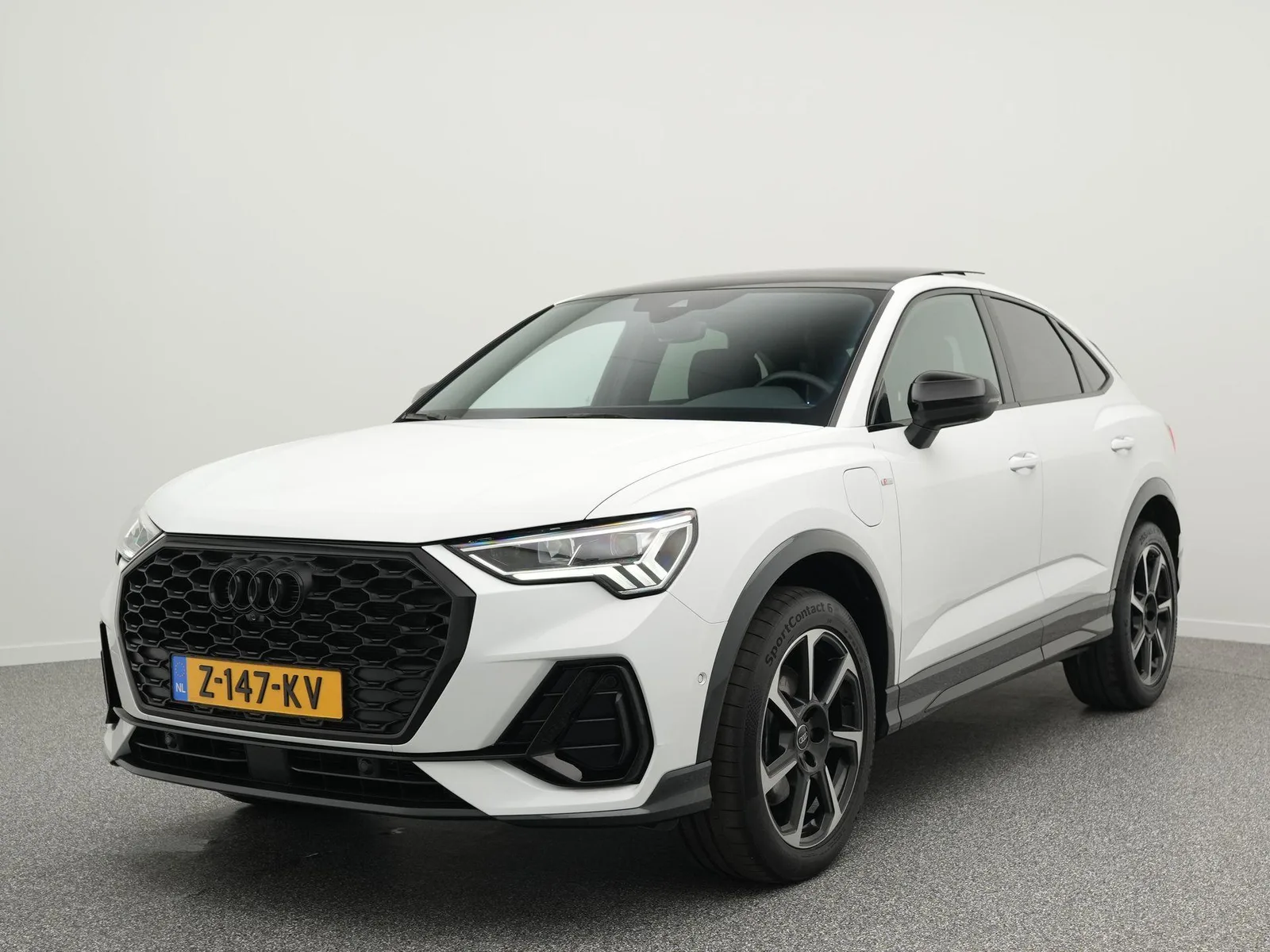 Audi Q3 Sportback (2023) — foto 1