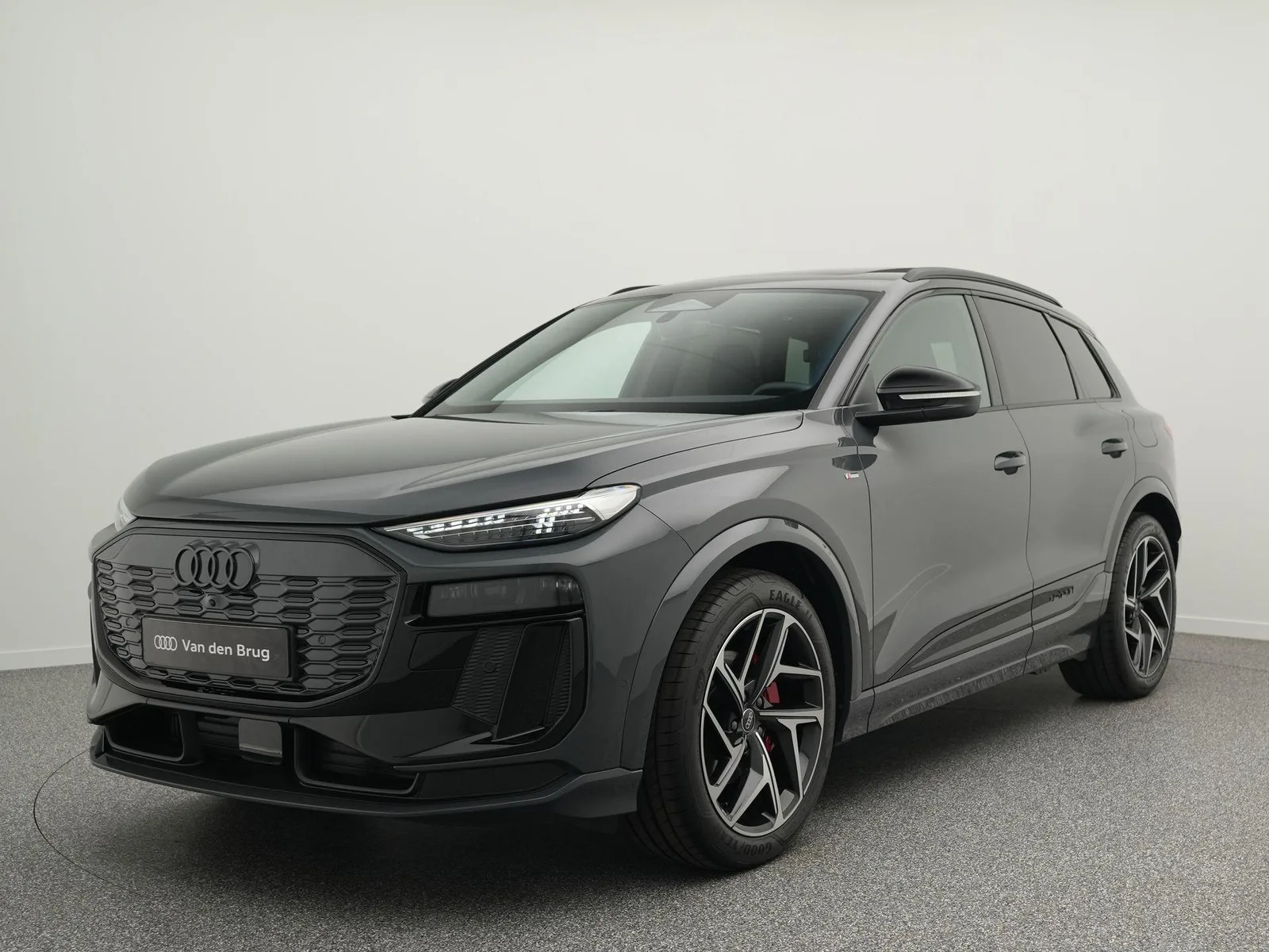 Audi Q6 e-tron (2025) — foto 1