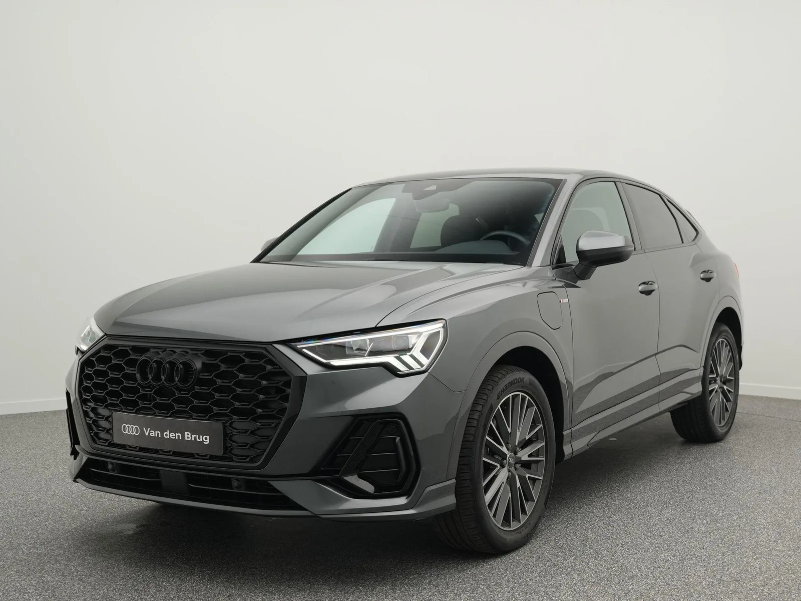 Audi Q3 (2023) — foto 1