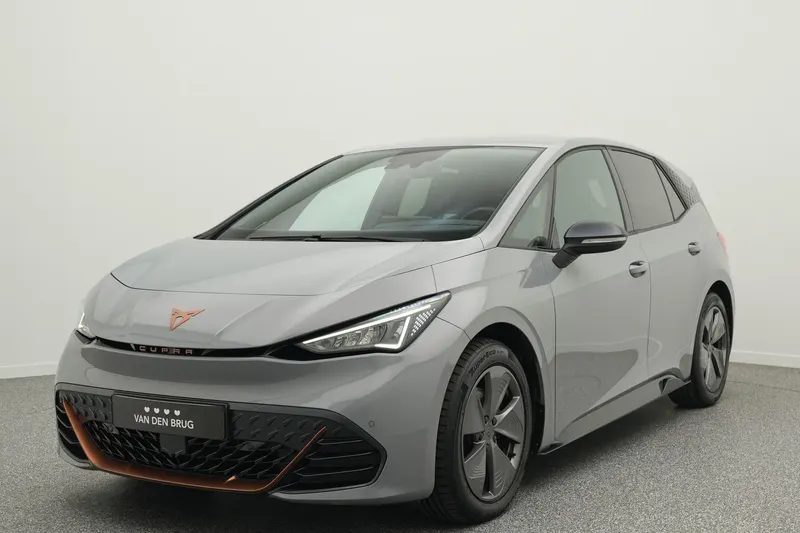 CUPRA Born (2023)