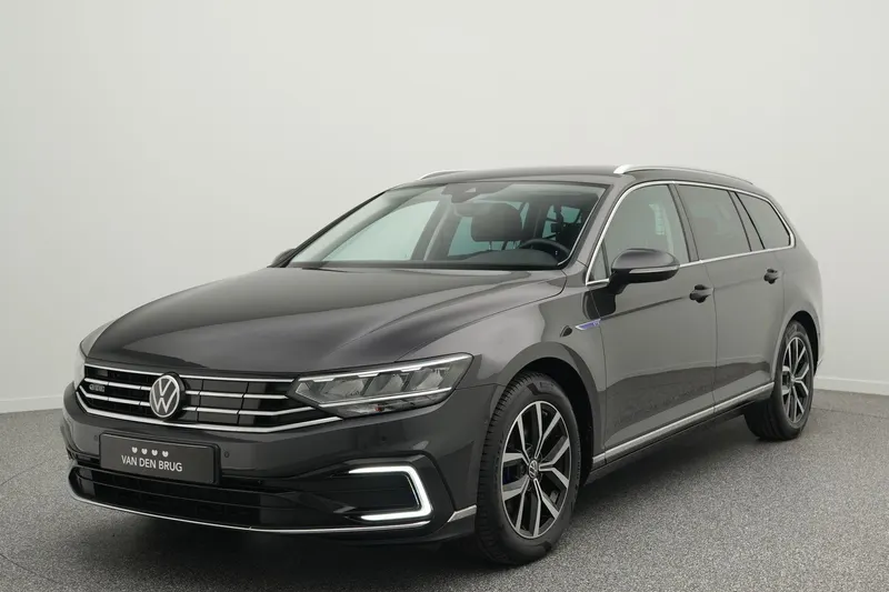 Volkswagen Passat (2022)