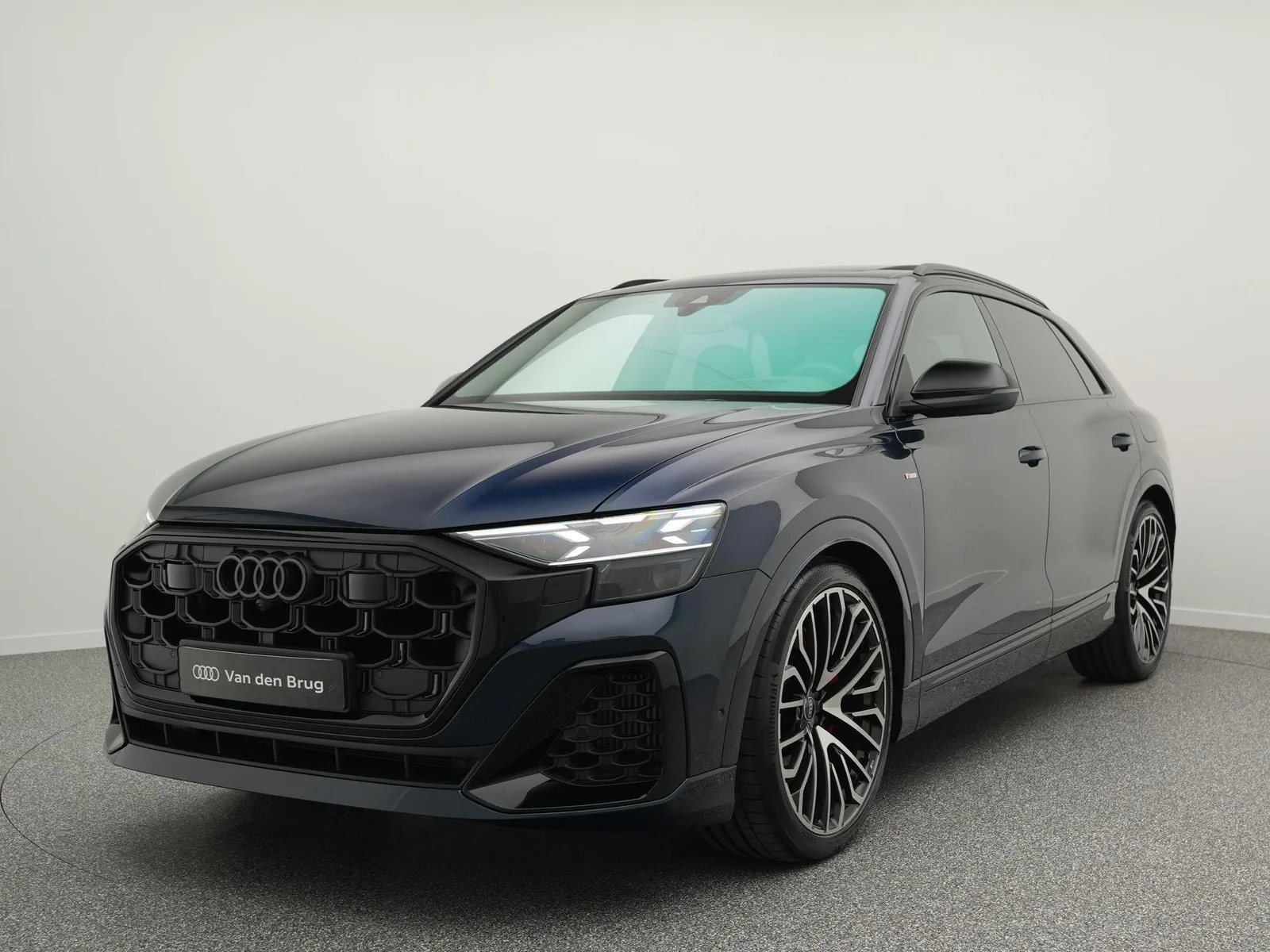 Audi Q8 (2025) — foto 1