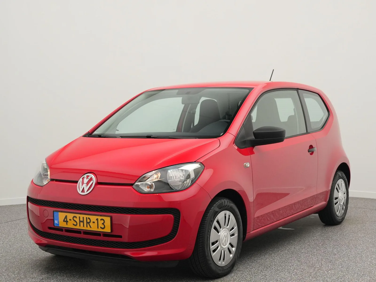 Volkswagen Up! (2013) — foto 1