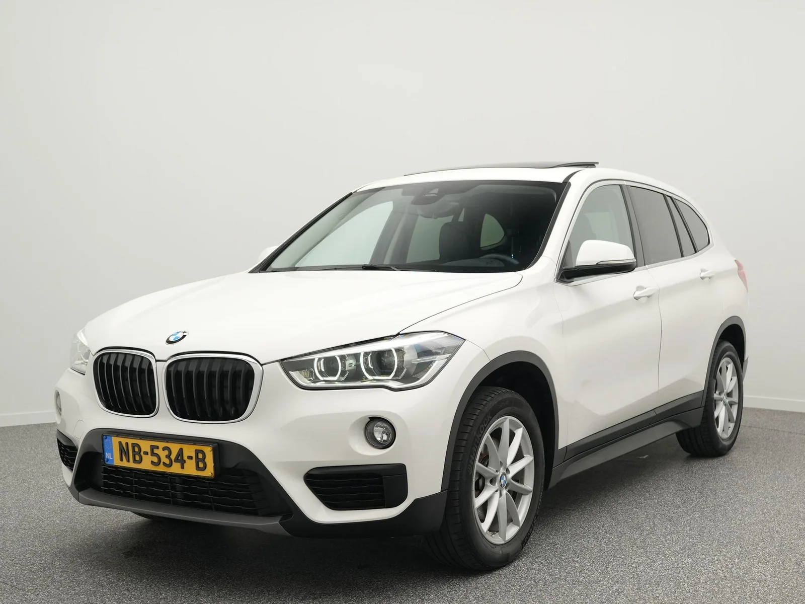 BMW X1 (2017) — foto 1