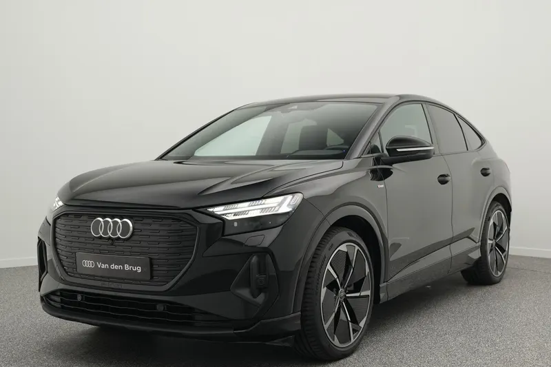 Audi Q4 e-tron (2024)