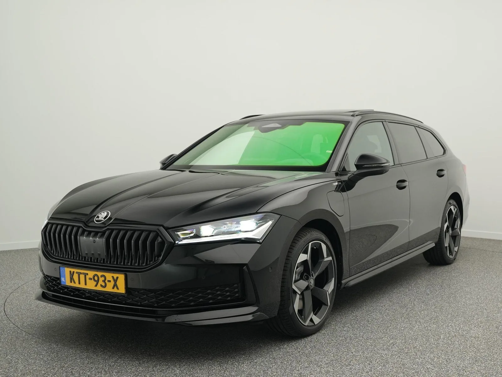 Škoda Superb (2026) — foto 1