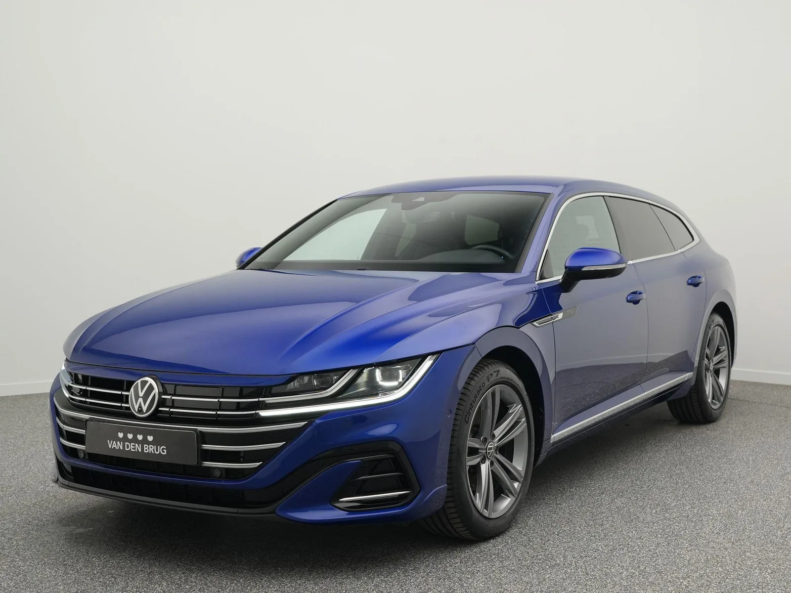 Volkswagen Arteon (2022) — foto 1