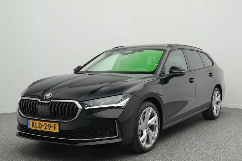 Škoda Superb (2025)