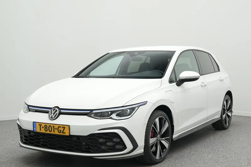 Volkswagen Golf (2020)