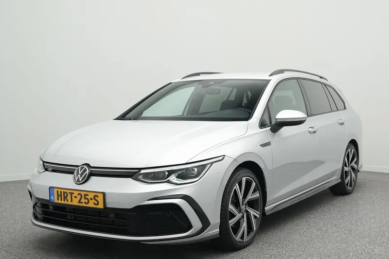 Volkswagen Golf (2024)