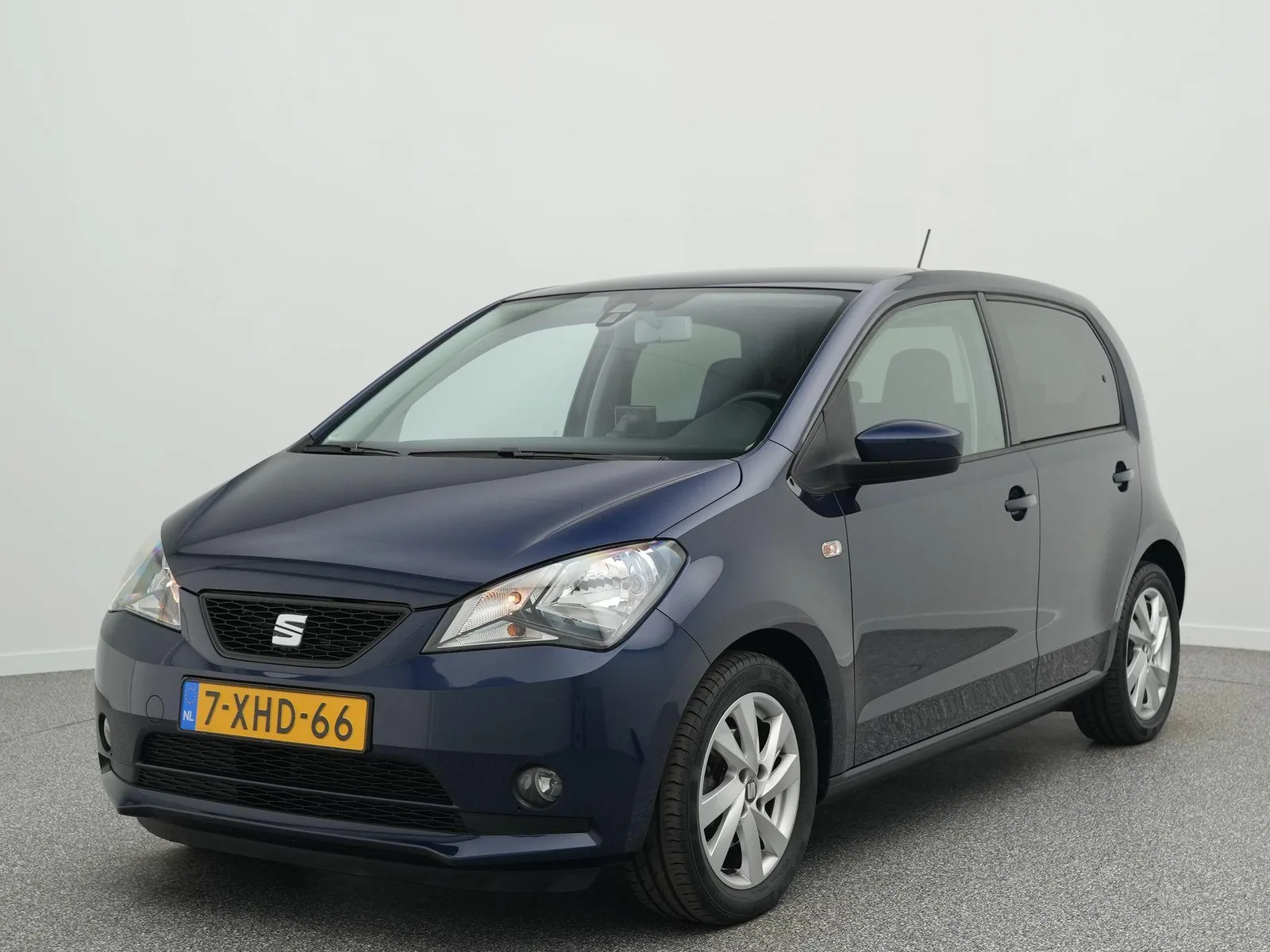 SEAT Mii (2015) — foto 1