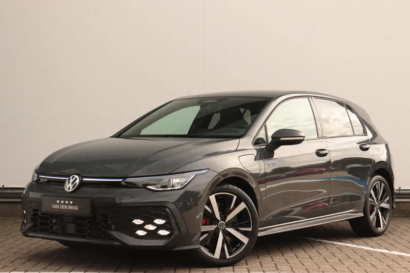 Volkswagen Golf (2025)